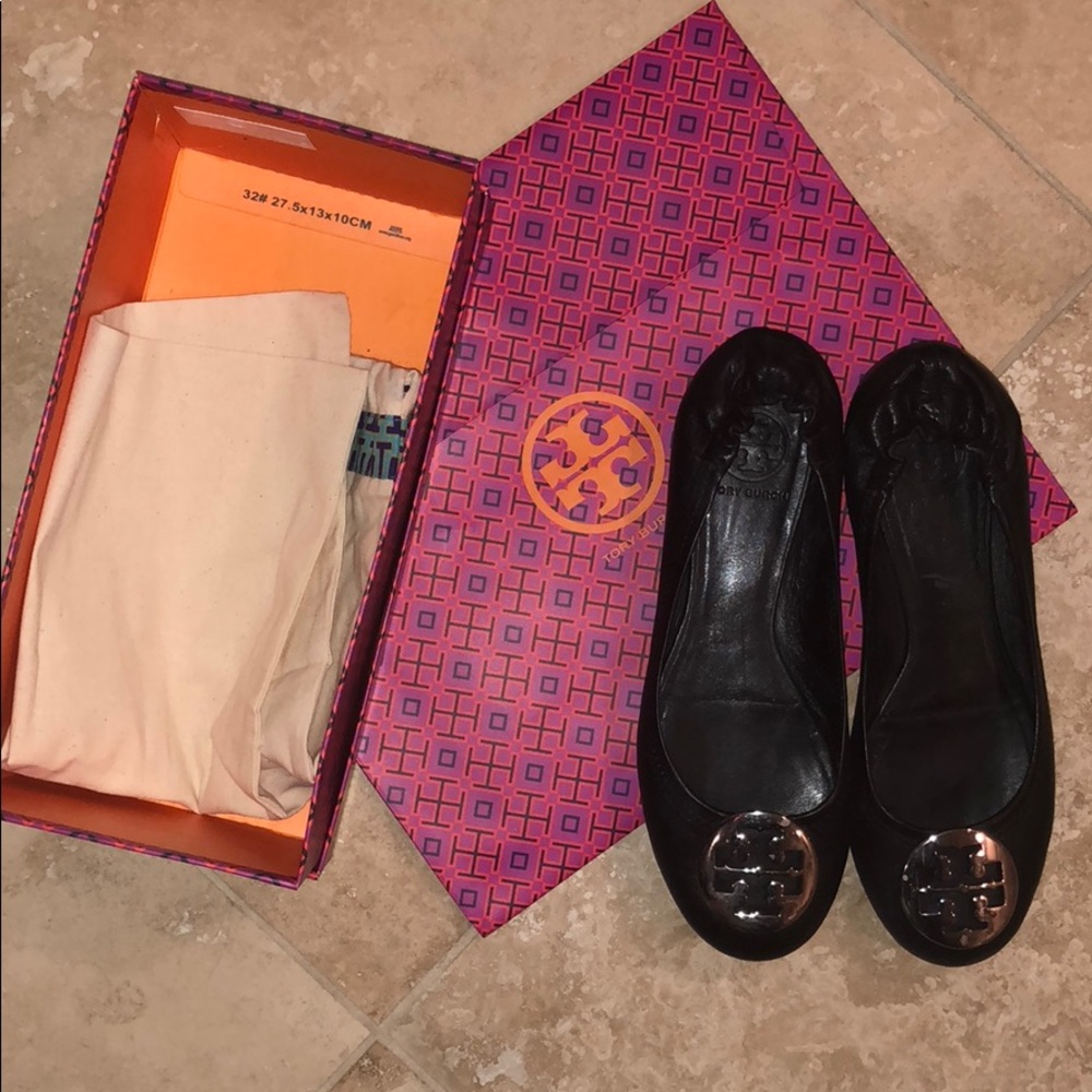 Tory Burch Black Leather Reva Flats - Size 8